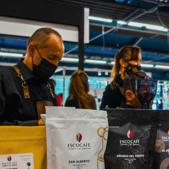 Restaurants & Cafés