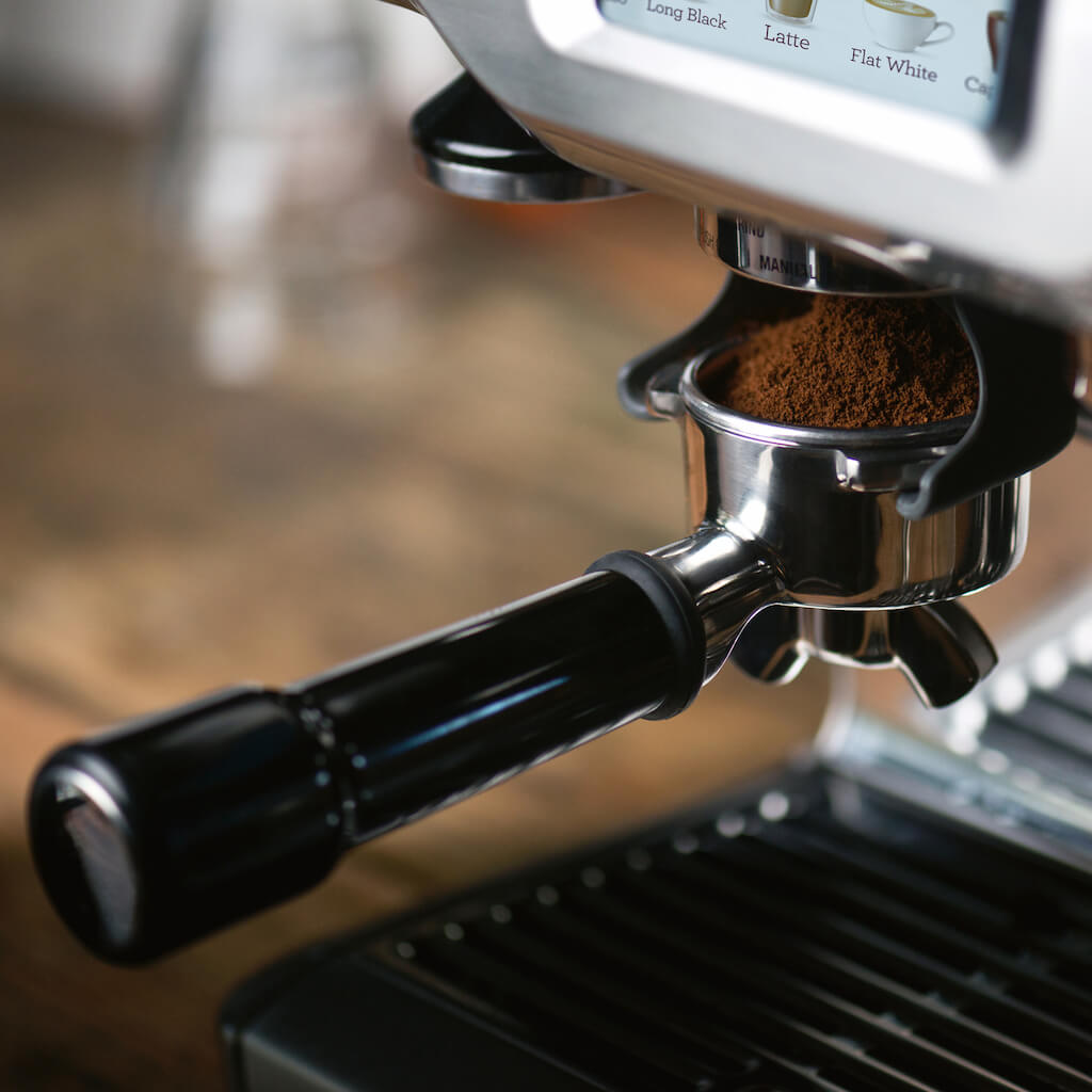 Sage - The Barista Touch - machine à café et à espresso avec moulin, en vente chez Escocafé Paris